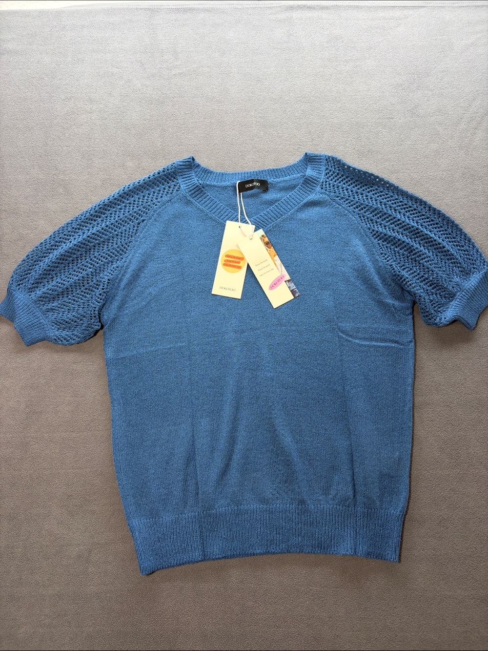 Short-Sleeve Crewneck Knit Sweater in Blue
